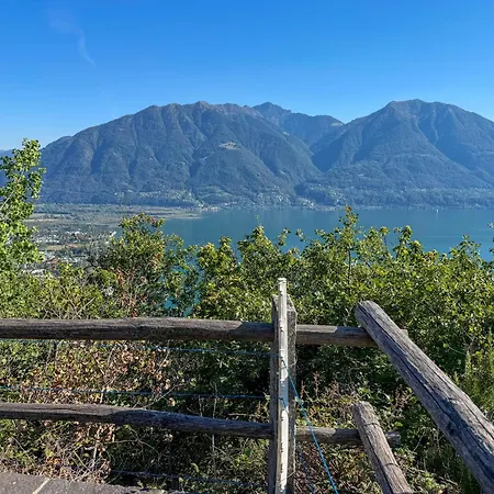 La Monda Cantik